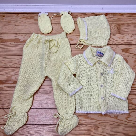Vtg 60s/70s Baby Clothes Noveltyknit Yellow Knit Sweater Hat & Pants w/ Footies - Picture 9 of 9